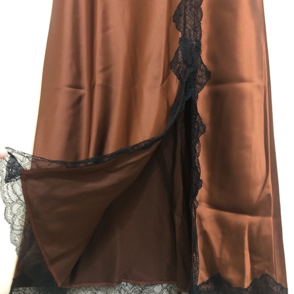 TOPSHOP Lace Trim Satin Midi Skirt - Picture 4 of 8